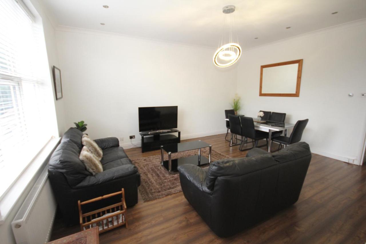 Great West Road Apartments Flat C London Exterior photo